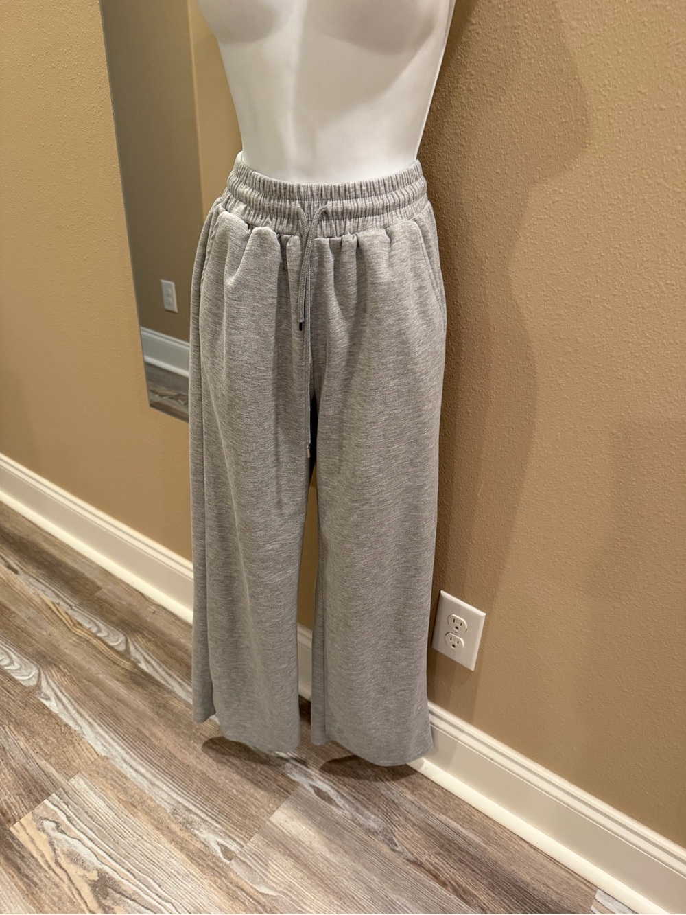 Women’s Light Gray Wide-Leg Sweatpants - Kids Bottoms